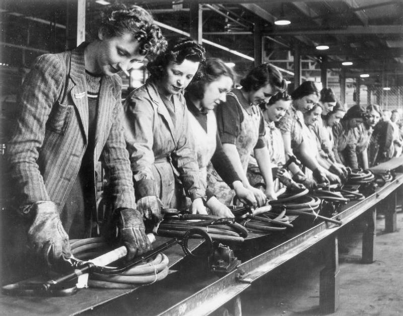 International law firm for manufacturing contracts