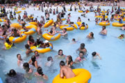 crowded-wavepool.jpg