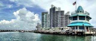 https://www.flickr.com/photos/miamism/9644073879/in/photolist-fGdpaR-4ynL47-81128j-HkRWC-5gGjik-6vXgju-6vT4wn-bqEJjX-DxHuVk-7S9SqY-83EDhu-9rtkQ5-dujegB-7x8zc6-efu3dm-dWd2xP-9MJqEZ-cfjB2y-wFTWea-BaoxDs-6RDJoc-hpu4hp-9rt5sS-mYma2g-e1t65W-coquv5-bBkNRZ-8Kw5ej-dX1m13-6w43oM-6w43mz-6w43nF-6vUfd4-9MJiJM-Cv3YKk-boqTRo-6fJLmd-6BT4m4-frpbM7-75otdS-75osyL-75otMY-9jkj5a-8yJ3J1-ocVAi3-6DKuhs-5JMDGk-5JRUUC-5JRUZQ-9yNKWE