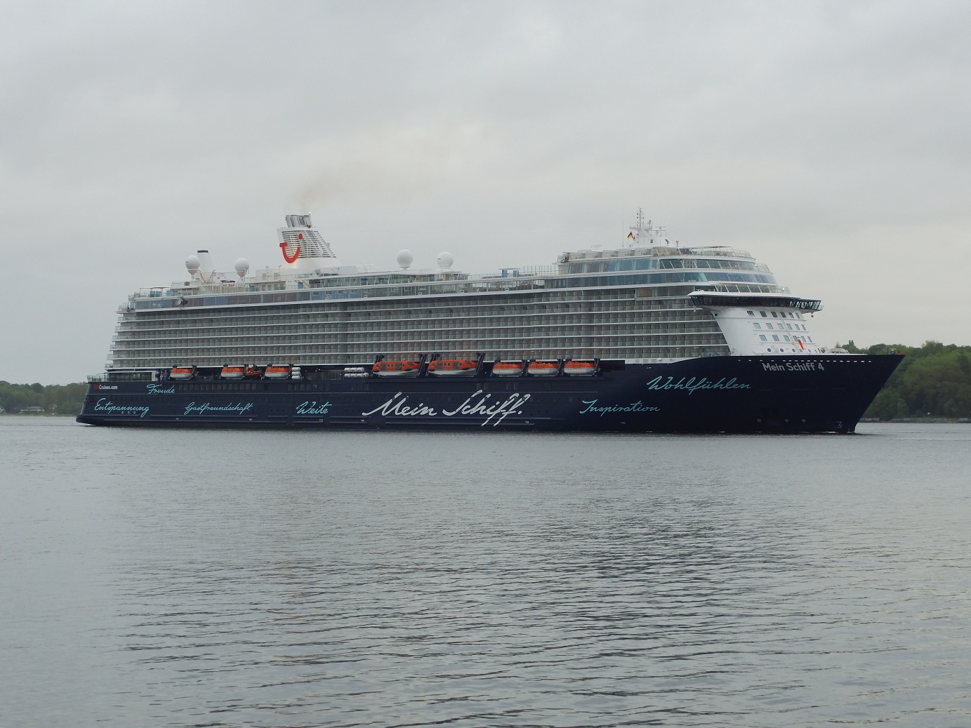 Mein Schiff 4