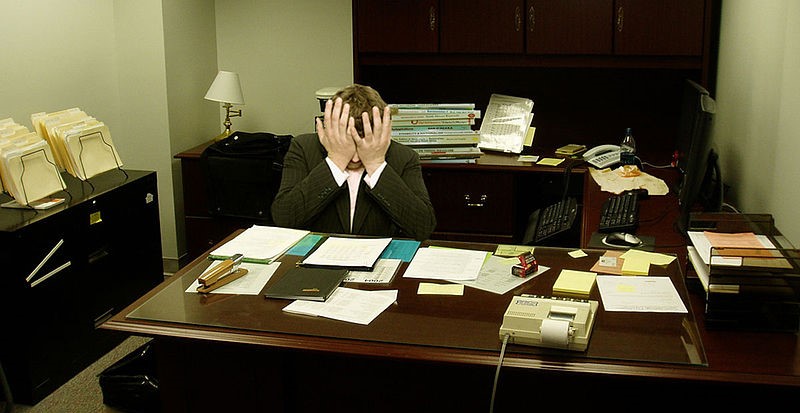 Frustrated_man_at_a_desk