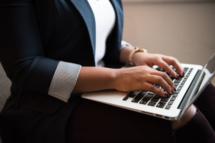 pexels-christina-morillo-1181555 lawyer writing an ebook