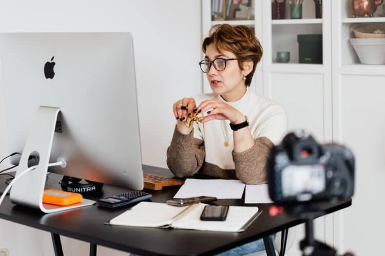 pexels-karolina-grabowska-4491461 virtual classes